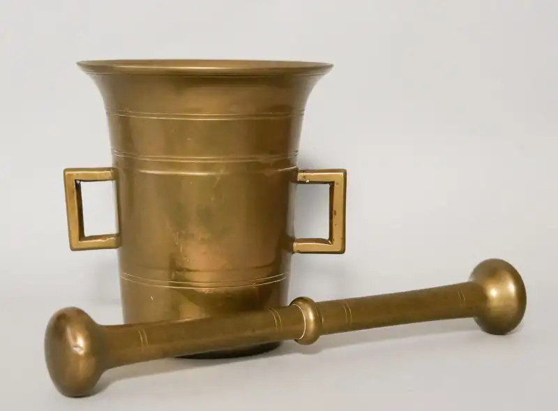 A-535 – Historischer Mörser mit Stößel